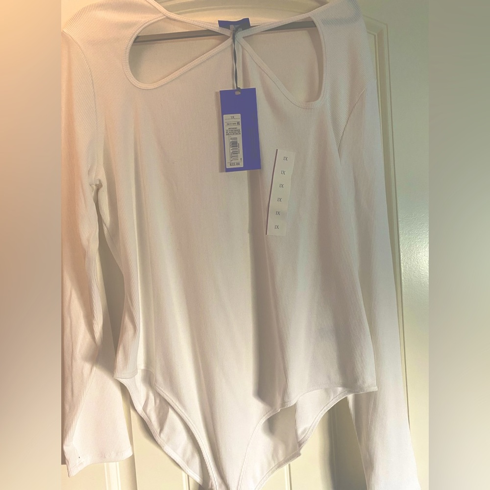 Future Collective white cute XL bodysuit new